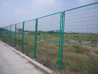 公路隔离网